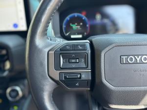 Toyota Land Cruiser Prado 2.8GD VX-R - Image 8