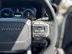 Toyota Land Cruiser Prado 2.8GD VX-R - Image 9