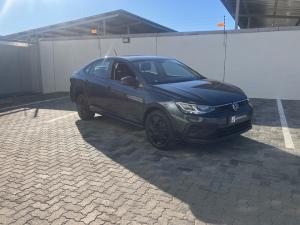 Volkswagen Polo sedan 1.6 manual - Image 1