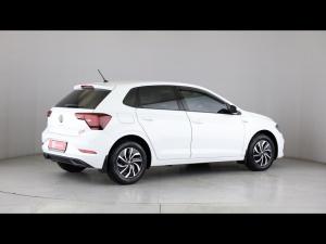 Volkswagen Polo hatch 1.0TSI Life manual - Image 3