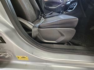 Ford Figo sedan 1.5 Trend - Image 16