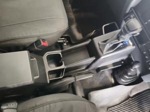 Toyota Landcruiser 76 2.8 GD-6 VX S/W automatic - Image 12