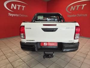 Toyota Hilux 2.4 GD-6 Raider 4X4 automaticD/C - Image 5