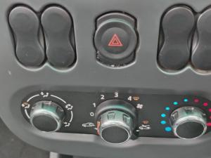 Nissan NP200 1.6 Safety PackS/C - Image 9
