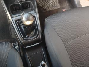 Suzuki Ertiga 1.5 GA - Image 11