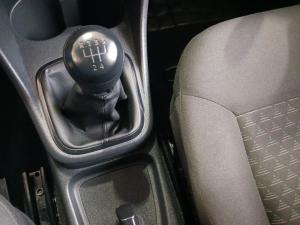 Volkswagen Polo Vivo 1.4 Trendline - Image 13