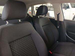 Volkswagen Polo Vivo 1.4 Trendline - Image 19