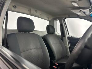 Nissan NP200 1.6 Safety PackS/C - Image 13
