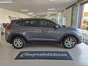 Hyundai Tucson 2.0 Premium - Image 8