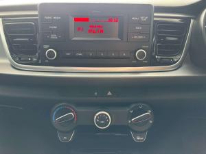 Kia RIO 1.4 LX automatic 5-Door - Image 17