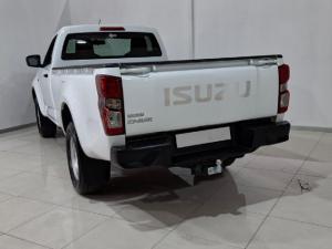 Isuzu D-Max 1.9TD single cab L manual - Image 3