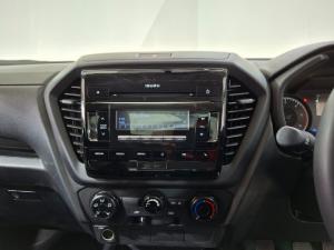 Isuzu D-Max 1.9TD single cab L manual - Image 9