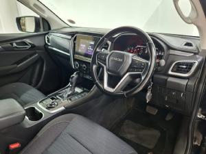 Isuzu mu-X 3.0TD LS 4x4 - Image 6