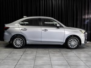 Honda Amaze 1.2 Trend - Image 3