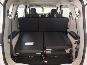 Renault Triber 1.0 Zen manual - Image 17