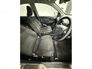 Proton Saga 1.3 Standard manual - Image 8