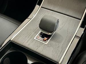 Land Rover Range Rover Velar D300 Dynamic SE - Image 5