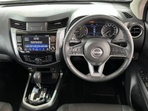 Nissan Navara 2.5DDTi double cab LE Plus - Image 11