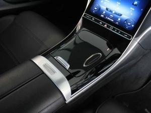Mercedes-Benz C-Class C200 Avantgarde - Image 10