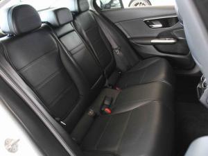 Mercedes-Benz C-Class C200 Avantgarde - Image 21