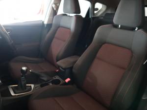 Toyota Auris 1.6 XS - Image 11