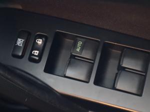 Toyota Auris 1.6 XS - Image 22