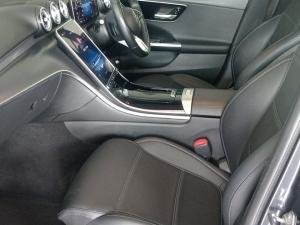 Mercedes-Benz C-Class C200 Avantgarde - Image 14