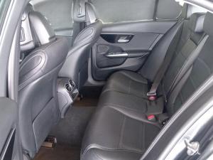 Mercedes-Benz C-Class C200 Avantgarde - Image 15