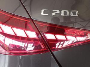 Mercedes-Benz C-Class C200 Avantgarde - Image 20
