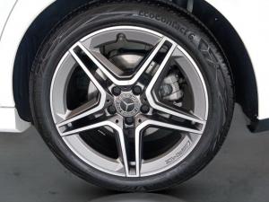 Mercedes-Benz CLA CLA200 Progressive - Image 14