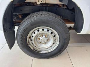 Isuzu D-Max 1.9TD single cab L manual - Image 5