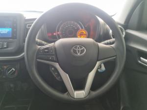 Toyota Vitz 1.0 XR manual - Image 8