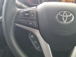 Toyota Vitz 1.0 XR manual - Image 9