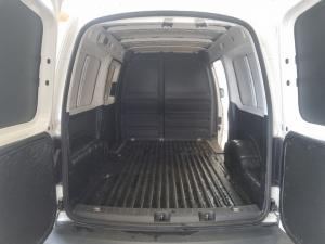 Volkswagen Caddy Maxi 2.0TDI panel van - Image 16