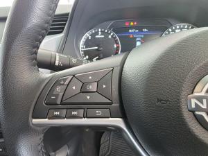 Nissan Navara 2.5D LE 4X4 automatic D/C - Image 14