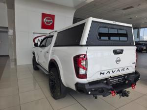 Nissan Navara 2.5D LE 4X4 automatic D/C - Image 4