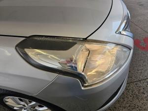 Nissan Almera 1.5 Acenta automatic - Image 9