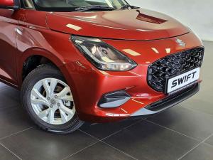 Suzuki Swift 1.2 GL+ auto - Image 2