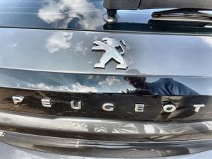 Peugeot 208 1.2 Active - Image 13