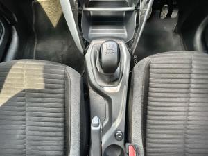 Peugeot 208 1.2 Active - Image 18