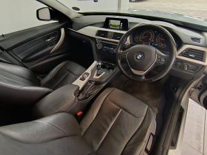 BMW 3 Series 320i auto - Image 21