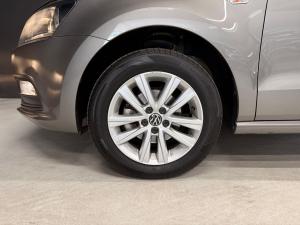 Volkswagen Polo Vivo hatch 1.6 Comfortline auto - Image 14