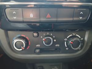 Renault Kwid 1.0 Zen auto - Image 11