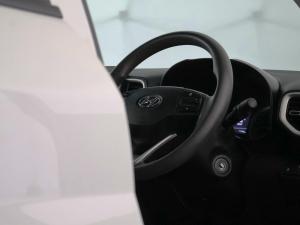 Hyundai Venue 1.0T Motion auto - Image 15