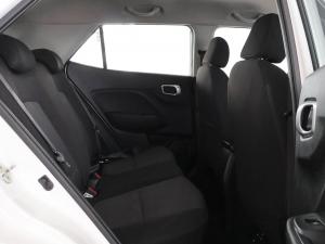 Hyundai Venue 1.0T Motion auto - Image 16