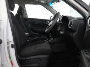 Hyundai Venue 1.0T Motion auto - Image 17