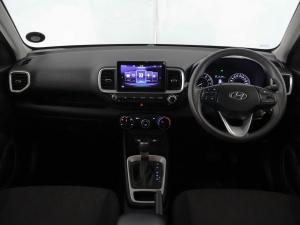 Hyundai Venue 1.0T Motion auto - Image 18