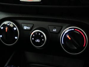 Hyundai Venue 1.0T Motion auto - Image 20