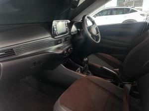 Hyundai i20 1.2 Motion - Image 8
