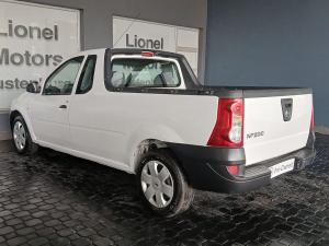 Nissan NP200 1.6i safety pack (aircon) - Image 24
